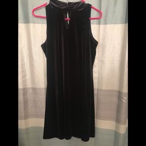 Black Velvet Worthington Dress